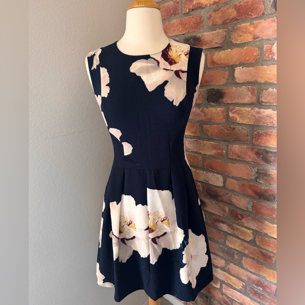 Floral Sleeveless Dress - Navy and White